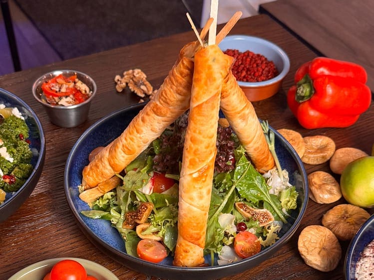 Tawook Lab Kluuvi annos Popsicle halloumi